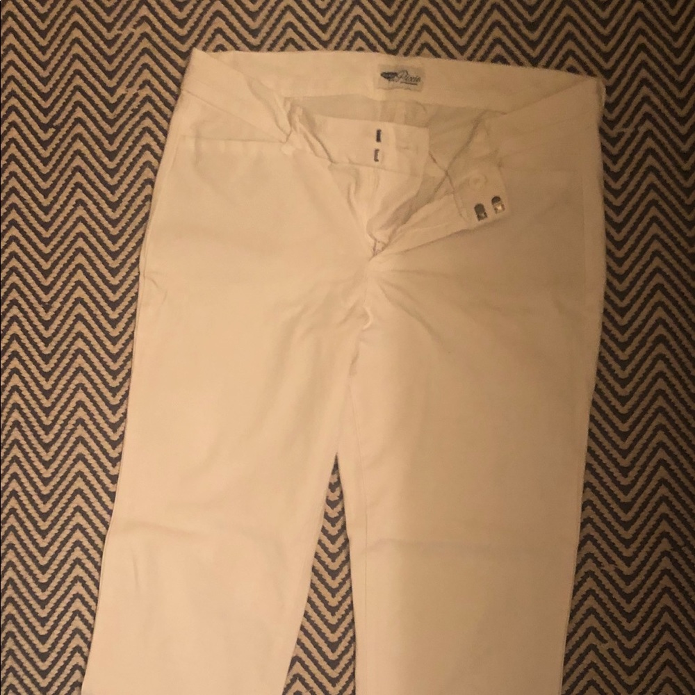 Old Navy Pixie Pant
